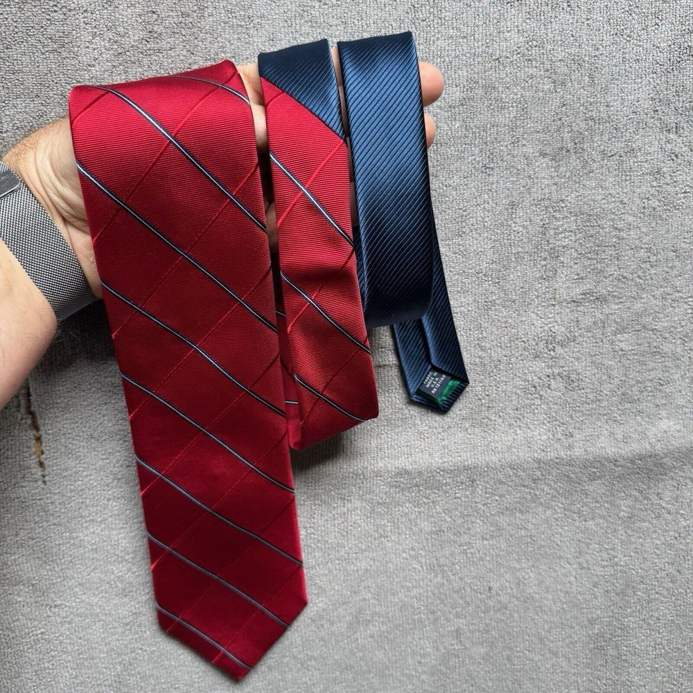 Tommy Hilfiger Neck Tie Red Regimental Stripes Holiday Office Classic